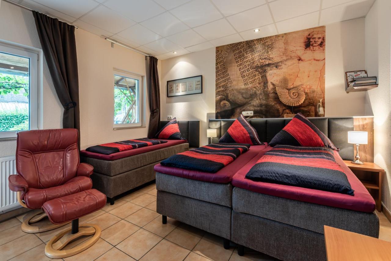 Land-Hotel Zum Schwan, Garni Weilerswist-Metternich, 3 E-Ladestationen, Naehe Phantasialand, Palmenparadies Euskirchen Bagian luar foto